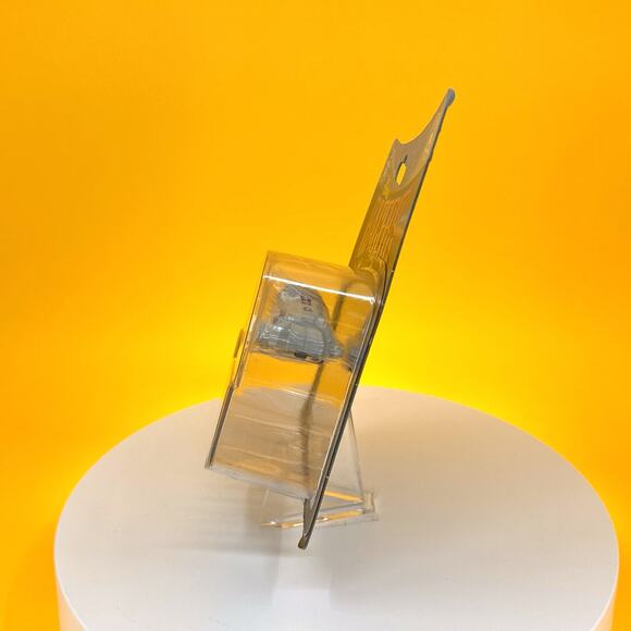 Disney Racers Star Wars R2-D2 Die-Cast Car 1/64 Scale - Picture 10 of 17